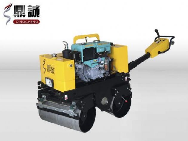 點(diǎn)擊查看詳細(xì)信息<br>標(biāo)題：DC-840-I全液壓手扶雙鋼輪壓路機(jī) 閱讀次數(shù)：15003